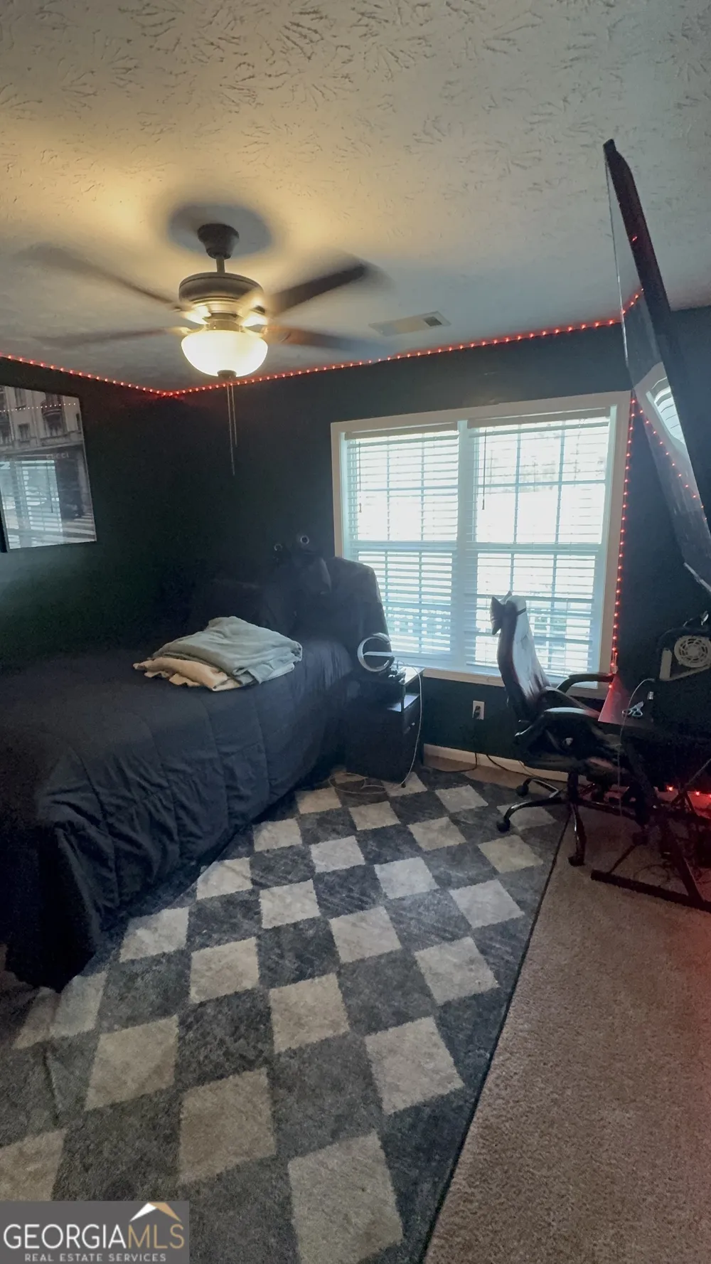 105 Redwood DR LaGrange, GA 30240