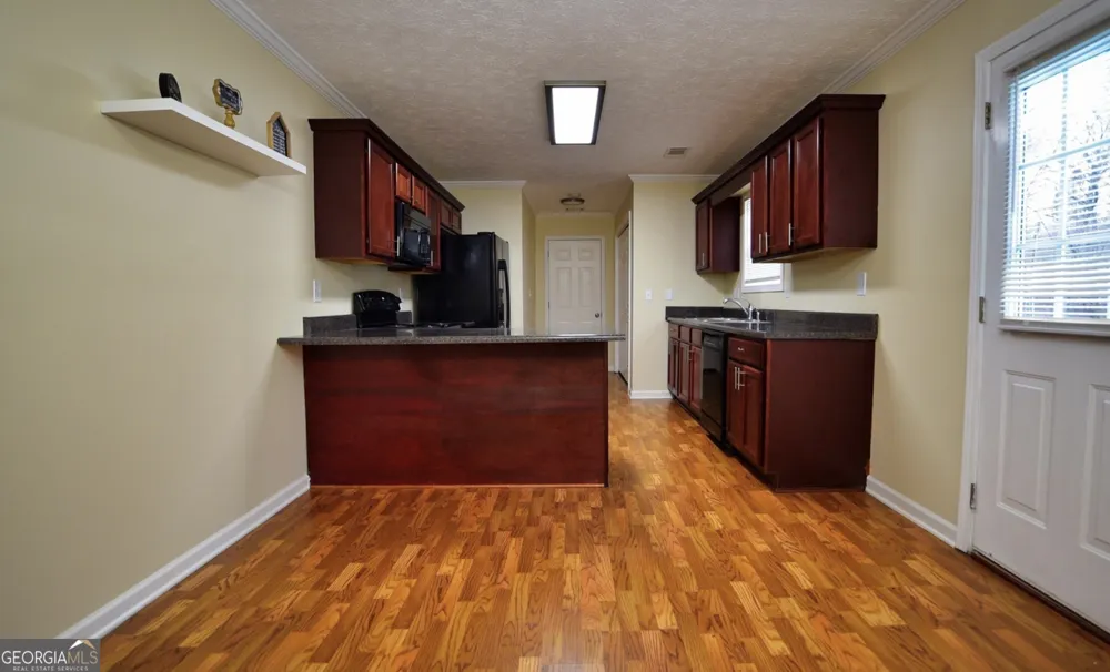 105 Redwood DR LaGrange, GA 30240