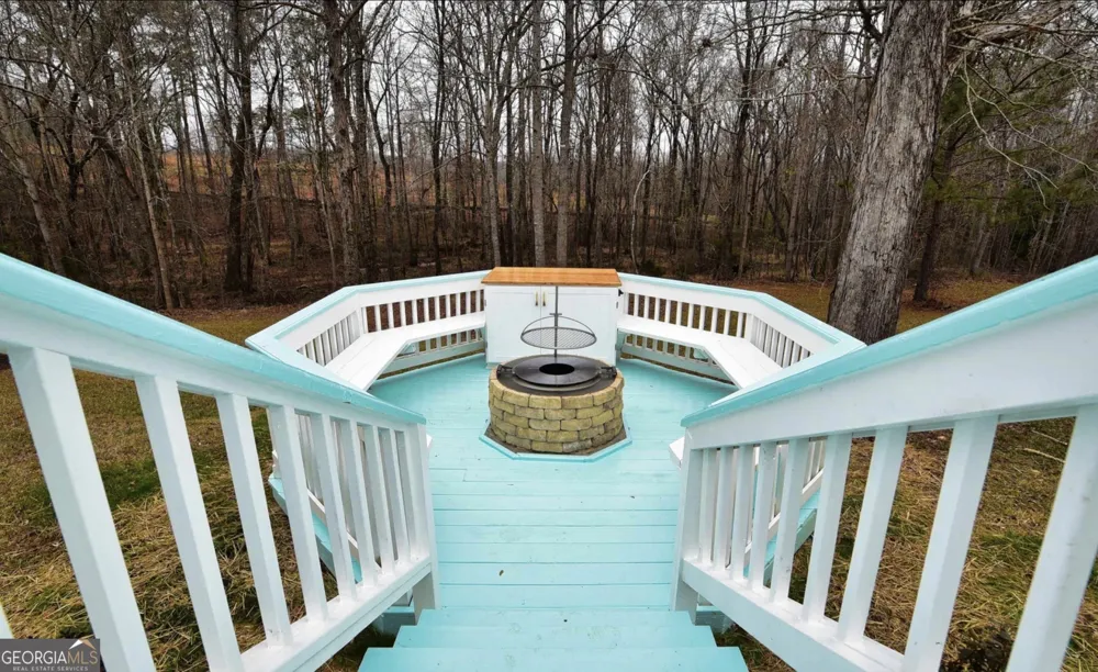 105 Redwood DR LaGrange, GA 30240