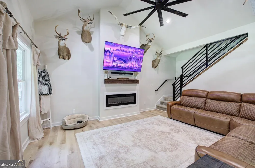 4142 Lovvorn RD Carrollton, GA 30117