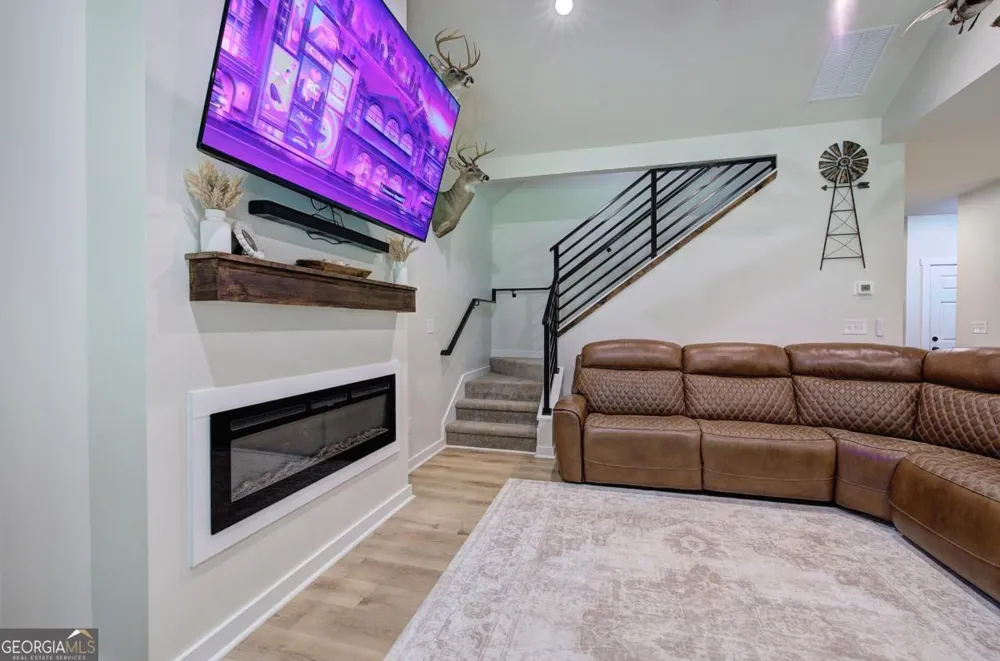 4142 Lovvorn RD Carrollton, GA 30117