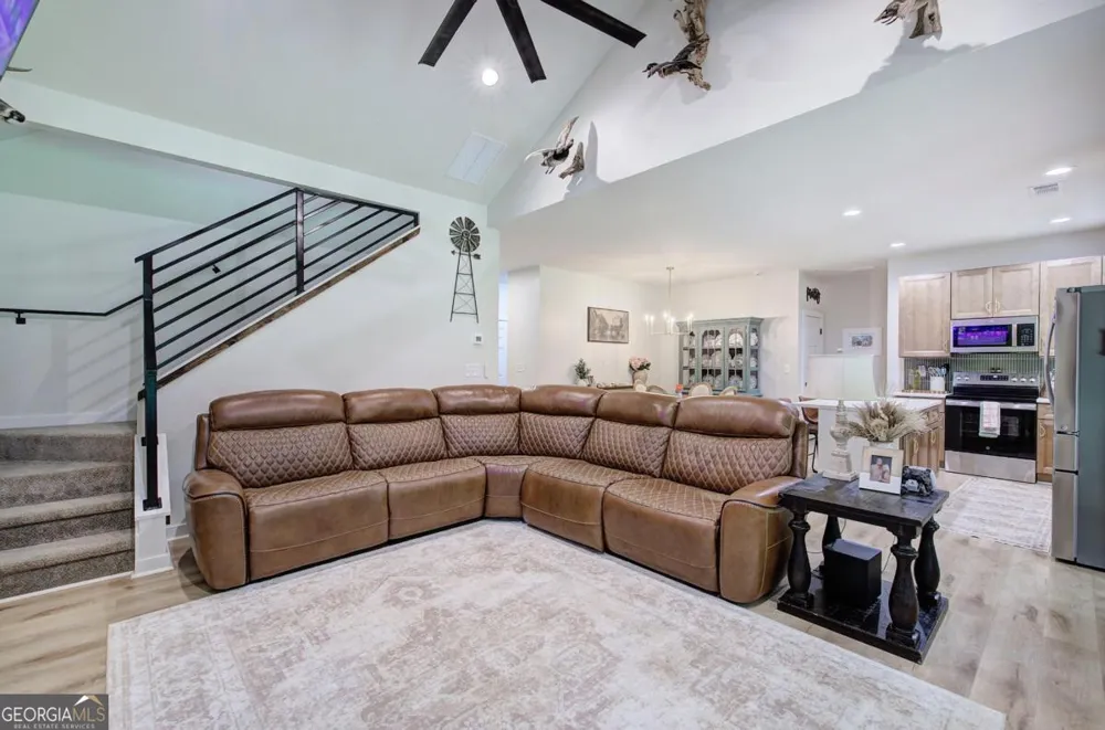 4142 Lovvorn RD Carrollton, GA 30117