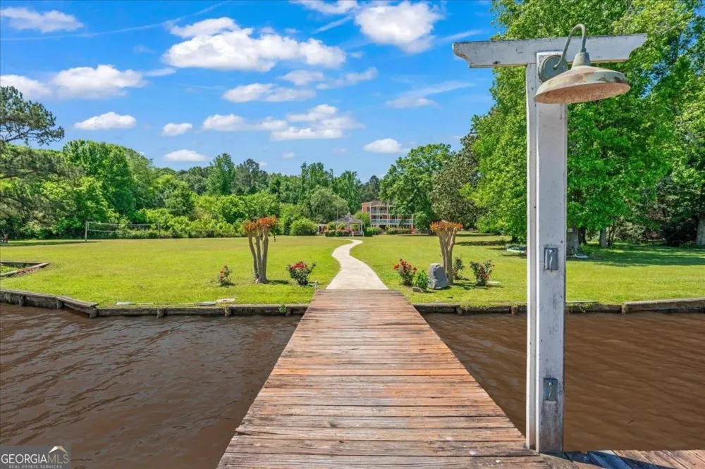 1741 Indian Woods DR Greensboro, GA 30642