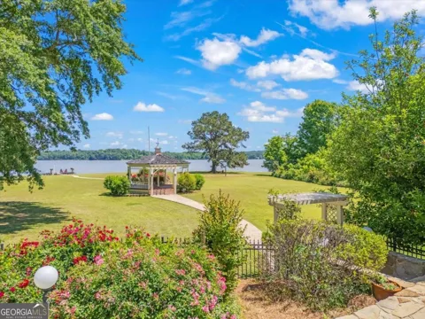 1741 Indian Woods DR