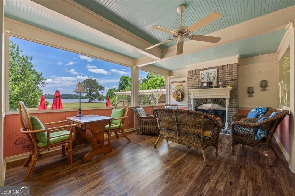 1741 Indian Woods DR Greensboro, GA 30642