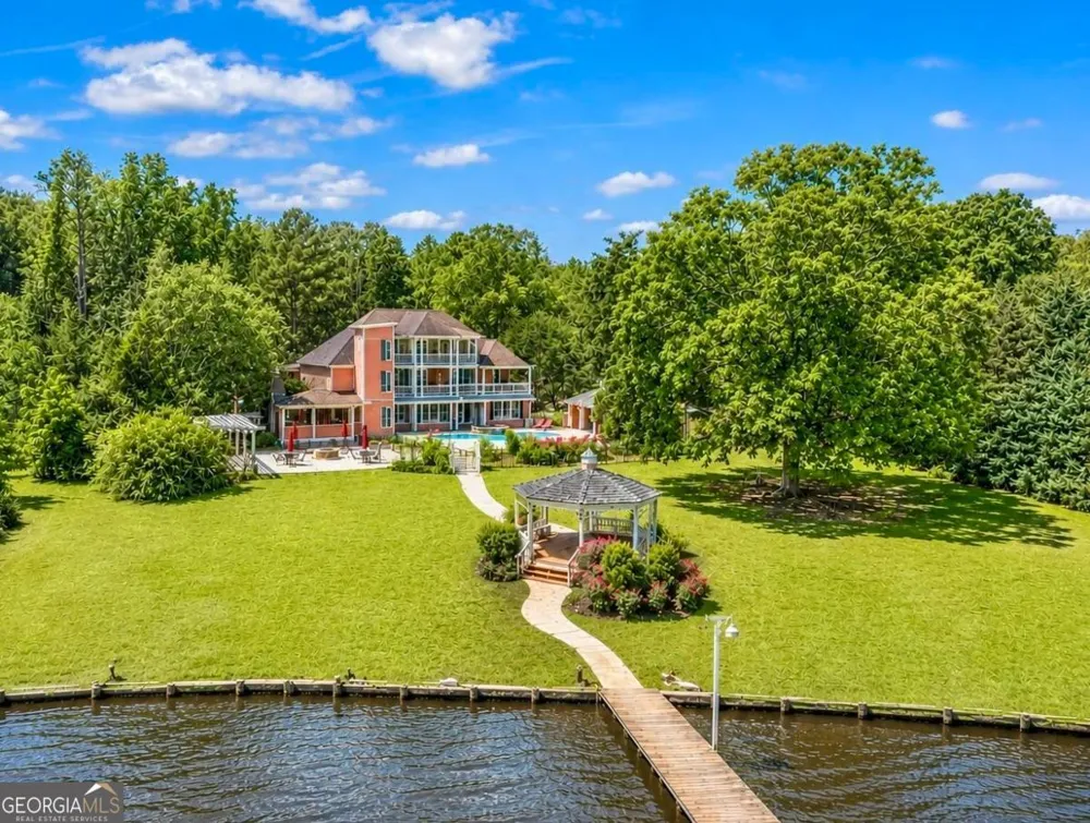 1741 Indian Woods DR Greensboro, GA 30642