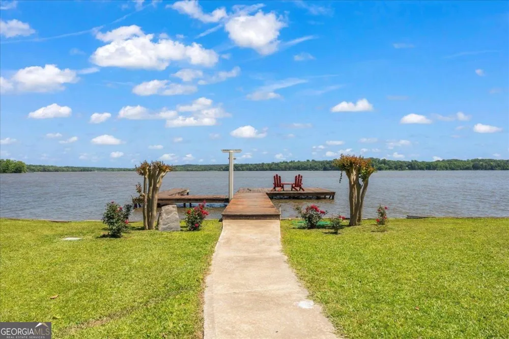 1741 Indian Woods DR Greensboro, GA 30642