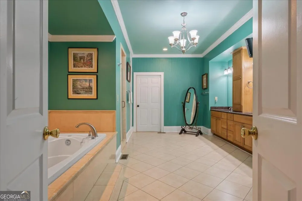 1741 Indian Woods DR Greensboro, GA 30642