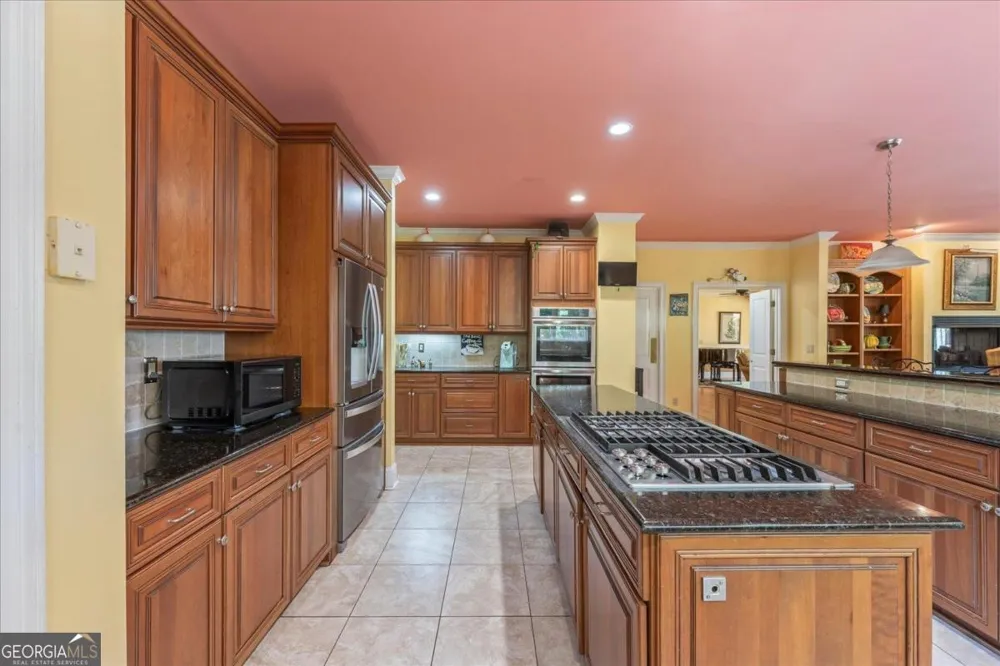 1741 Indian Woods DR Greensboro, GA 30642