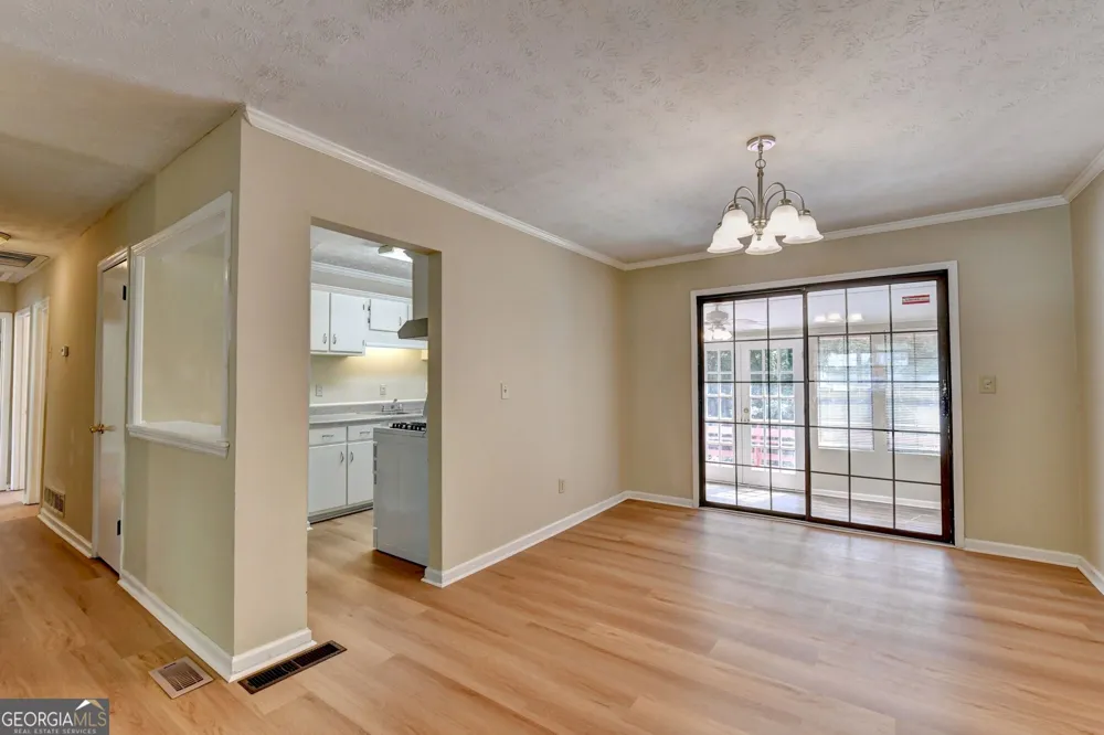 2484 Rhoanoke DR Duluth, GA 30096