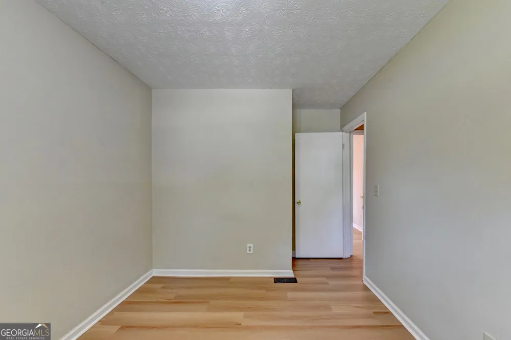 2484 Rhoanoke DR Duluth, GA 30096