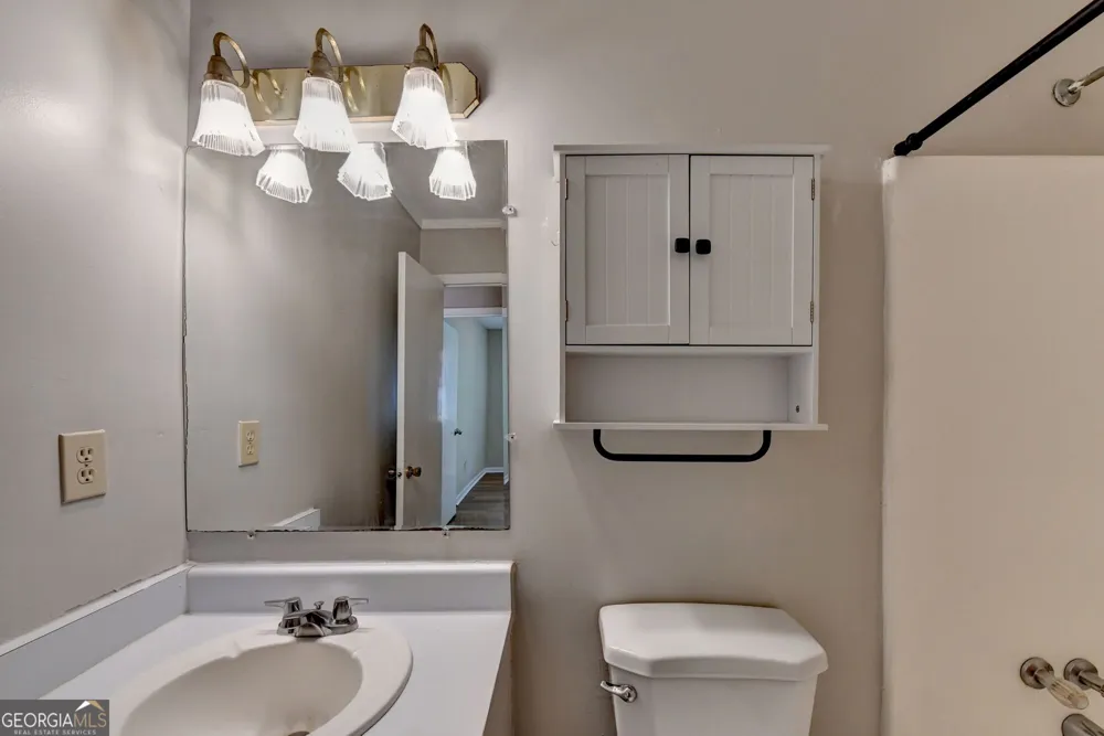 2484 Rhoanoke DR Duluth, GA 30096