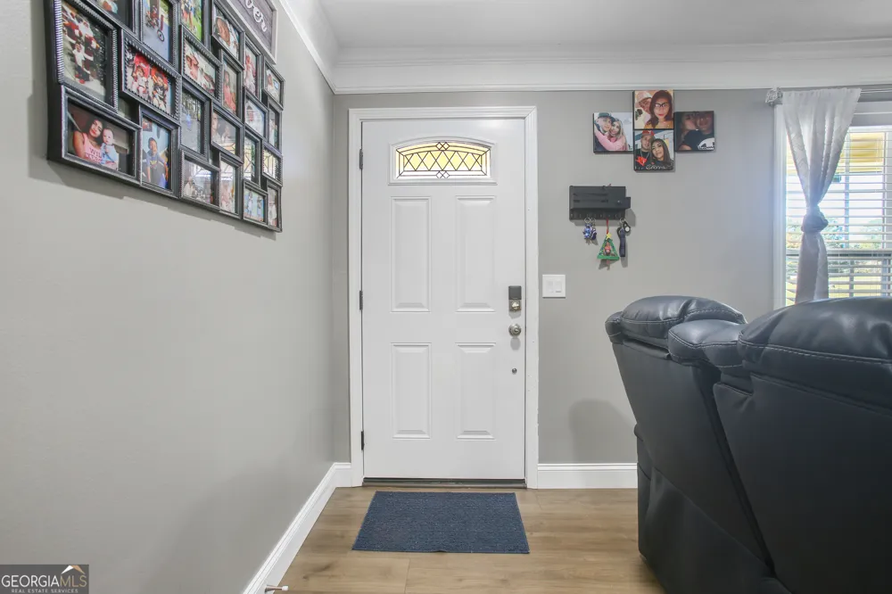 2001 RAYMONDS DR Loganville, GA 30052