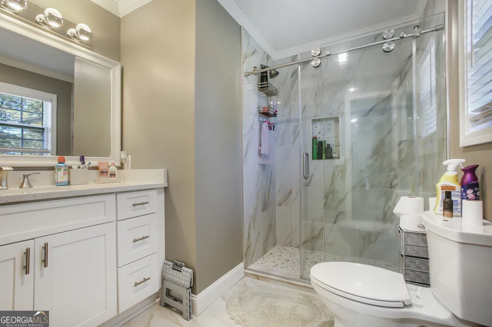 2001 RAYMONDS DR Loganville, GA 30052