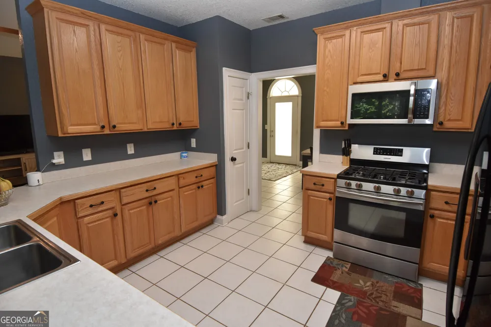 1276 Fossett RD Concord, GA 30206