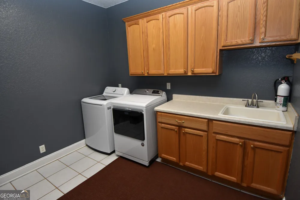 1276 Fossett RD Concord, GA 30206