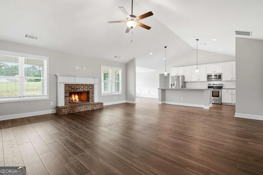 190 Marie CT Bethlehem, GA 30620