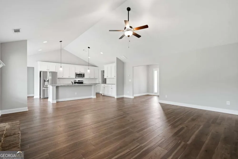 190 Marie CT Bethlehem, GA 30620