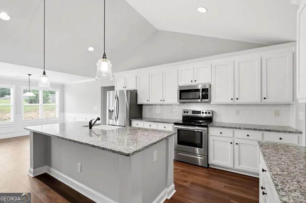 190 Marie CT Bethlehem, GA 30620
