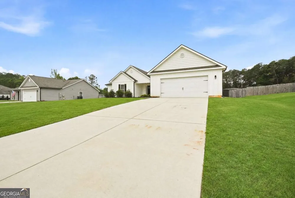 190 Marie CT Bethlehem, GA 30620