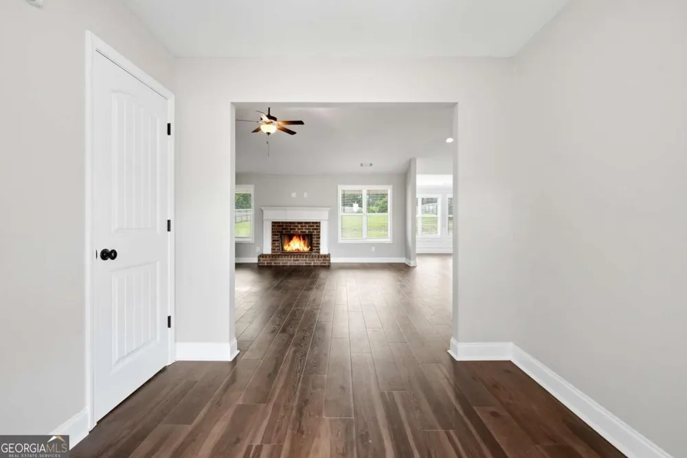 190 Marie CT Bethlehem, GA 30620