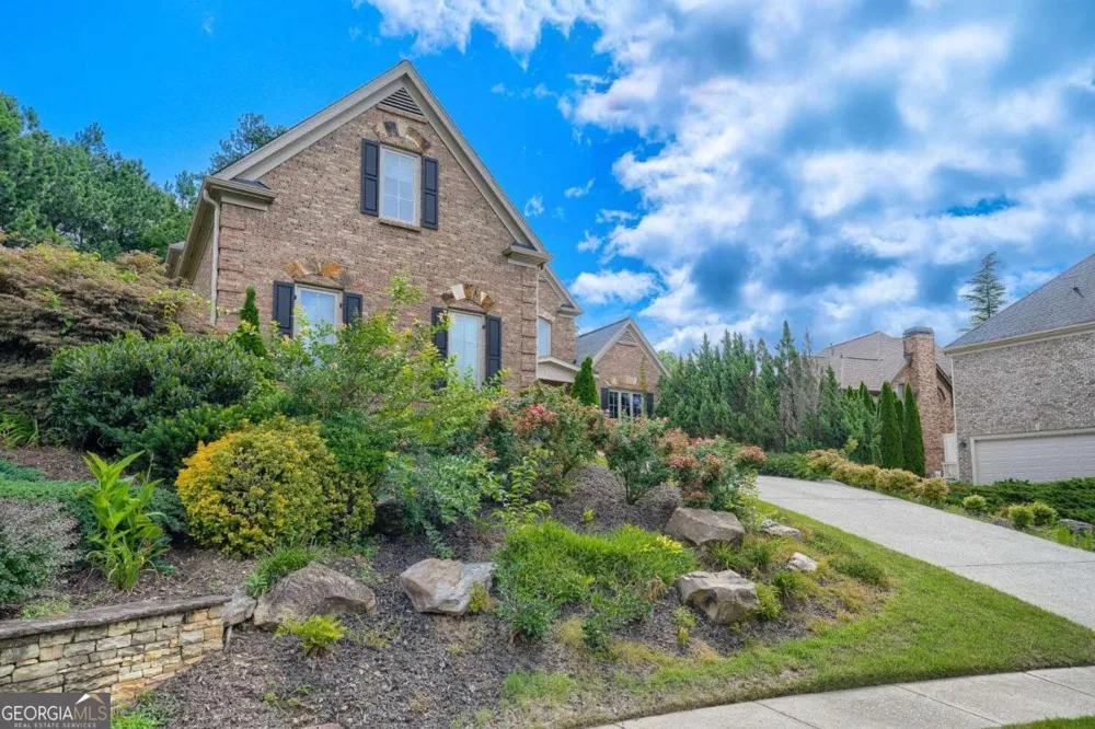2195 Enclave Mill DR Dacula, GA 30019
