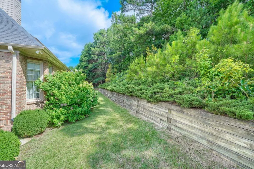 2195 Enclave Mill DR Dacula, GA 30019
