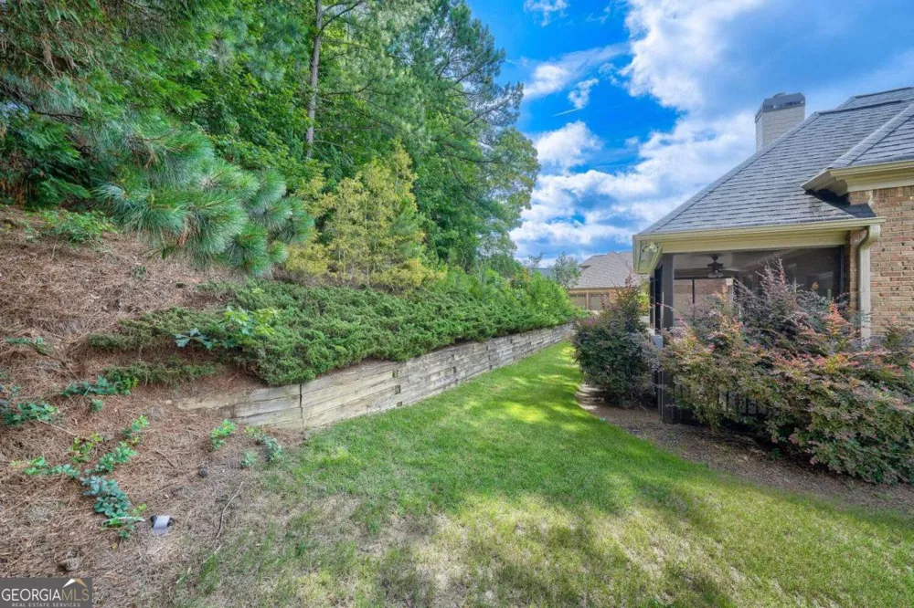 2195 Enclave Mill DR Dacula, GA 30019