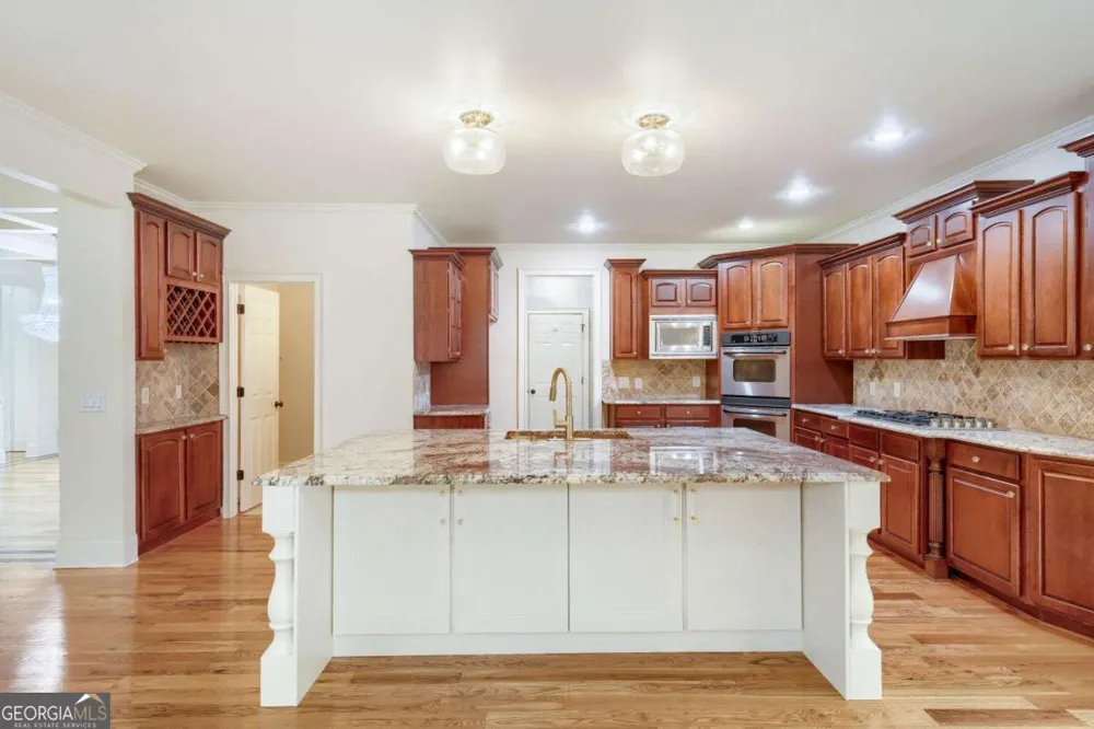 2195 Enclave Mill DR Dacula, GA 30019