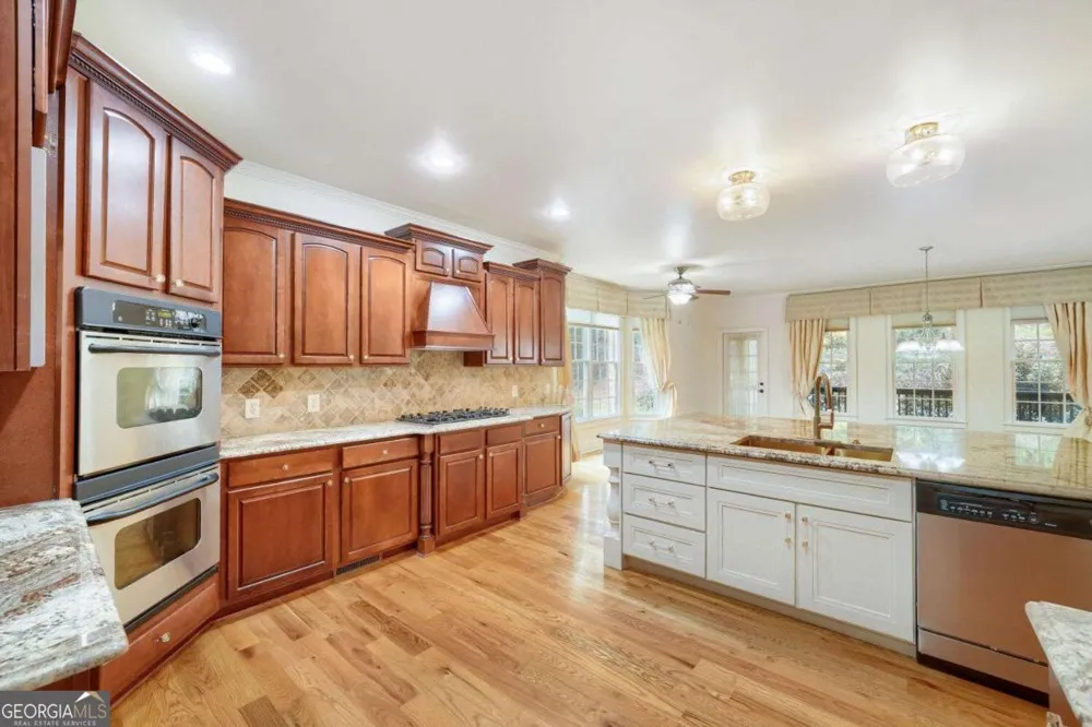 2195 Enclave Mill DR Dacula, GA 30019