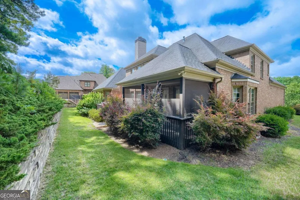 2195 Enclave Mill DR Dacula, GA 30019