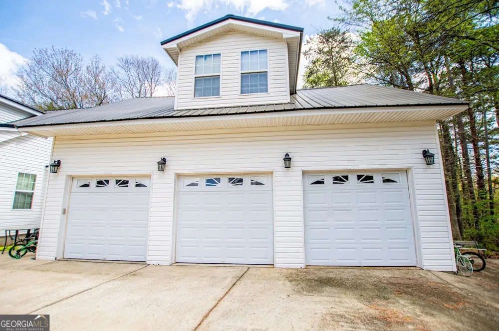 1011 Rainey RD Temple, GA 30179