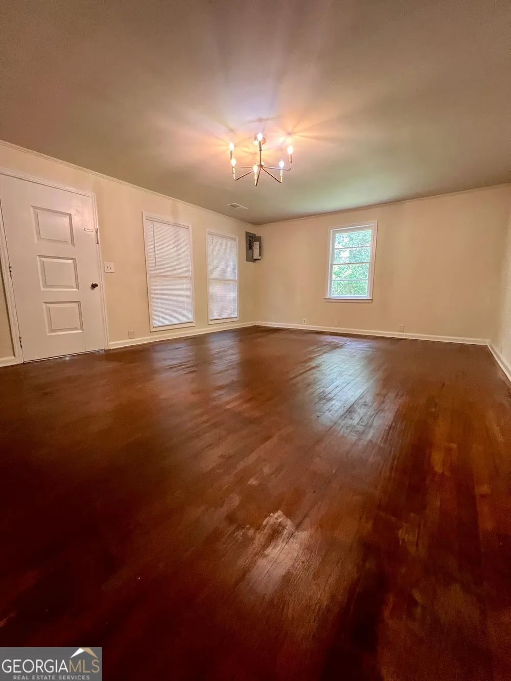 2768 Nancy DR Macon, GA 31206