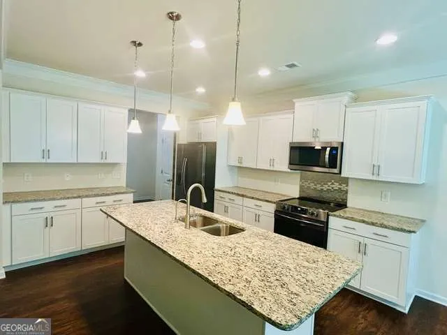 294 Orange CIR Dawsonville, GA 30534