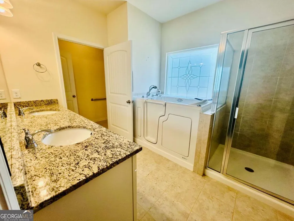 294 Orange CIR Dawsonville, GA 30534