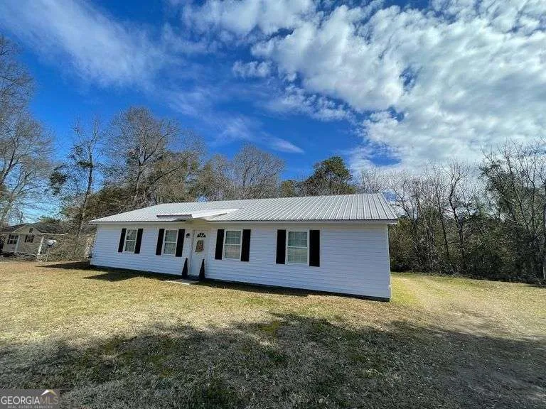 114 Atkinson DR Swainsboro, GA 30401