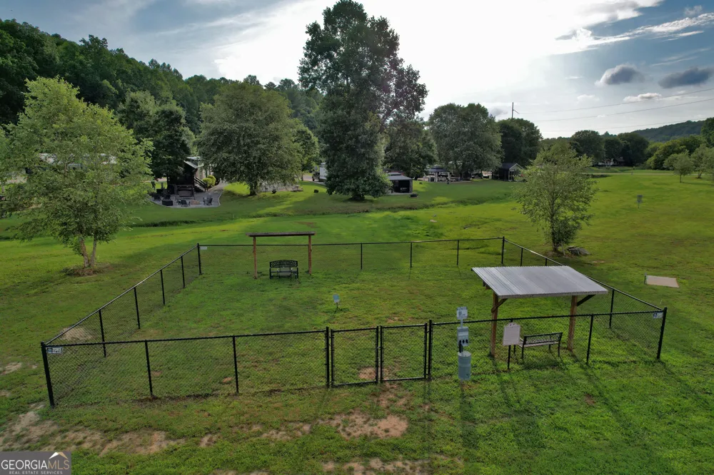 33 Mountain Meadows CIR Morganton, GA 30560