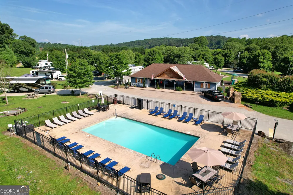 33 Mountain Meadows CIR Morganton, GA 30560