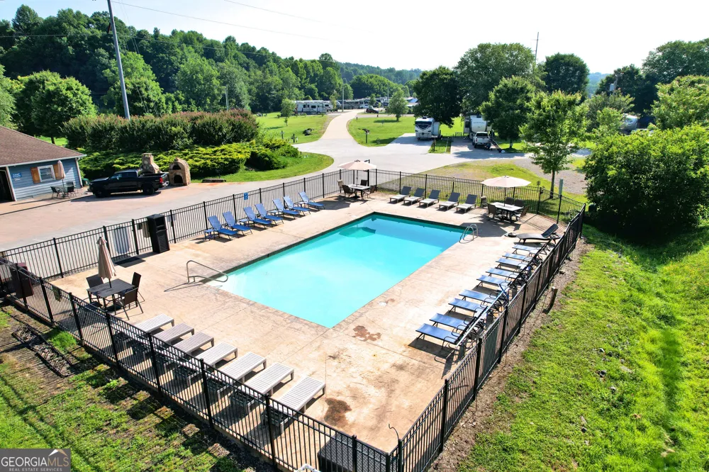 33 Mountain Meadows CIR Morganton, GA 30560