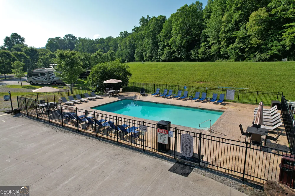 33 Mountain Meadows CIR Morganton, GA 30560