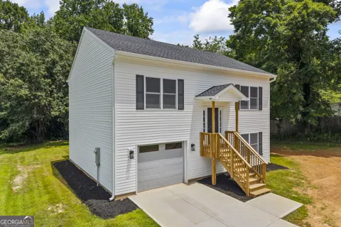 3850 Deaton RD