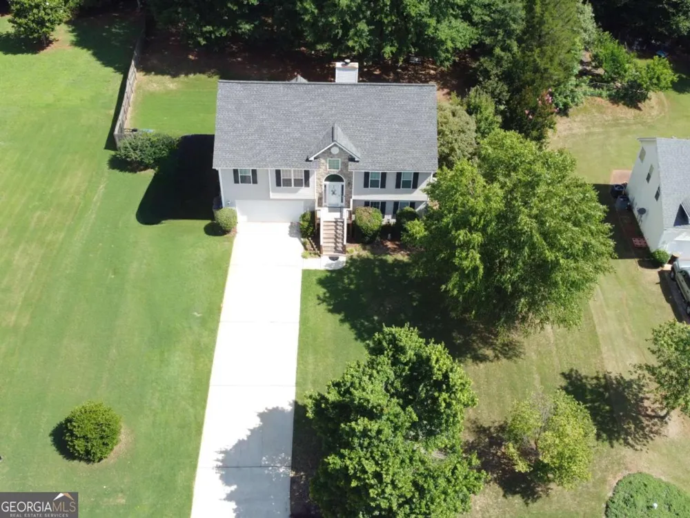 713 Moonlite TRCE Winder, GA 30680