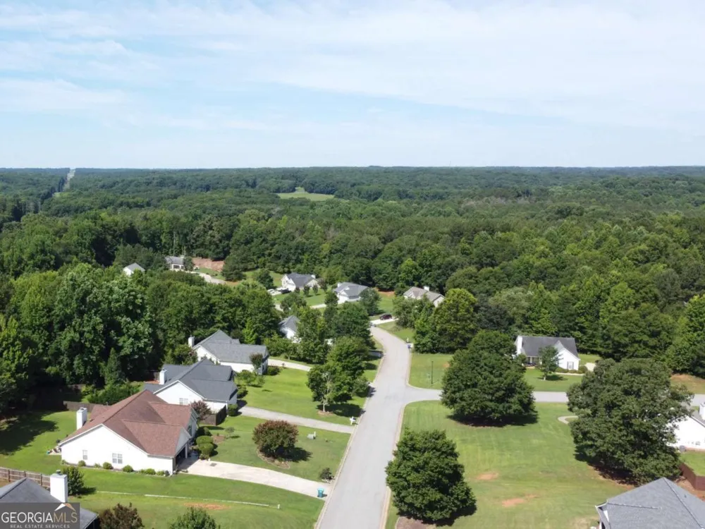 713 Moonlite TRCE Winder, GA 30680