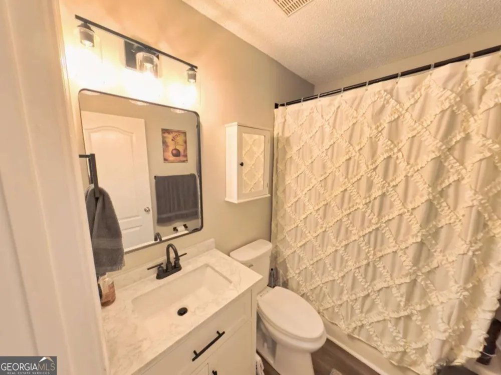 713 Moonlite TRCE Winder, GA 30680