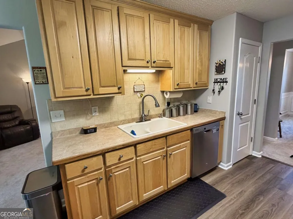 713 Moonlite TRCE Winder, GA 30680