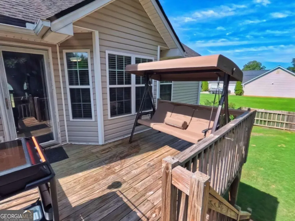 713 Moonlite TRCE Winder, GA 30680