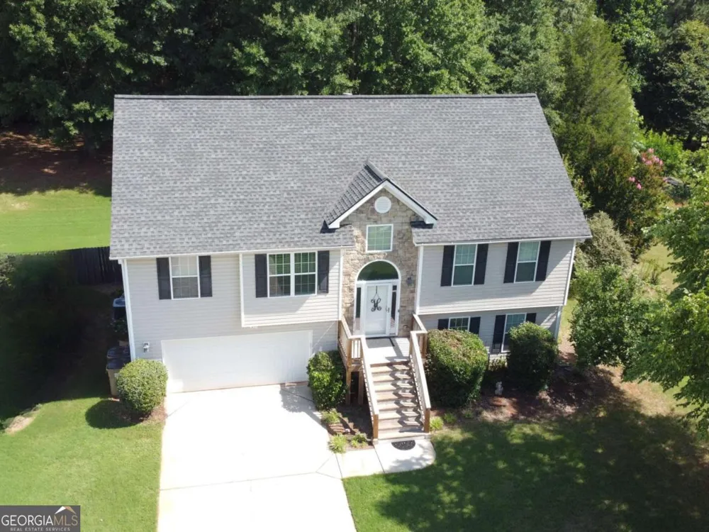 713 Moonlite TRCE Winder, GA 30680