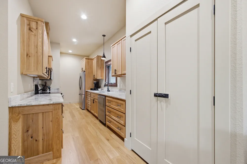 3014 Oakey Mountain RD Clarkesville, GA 30523