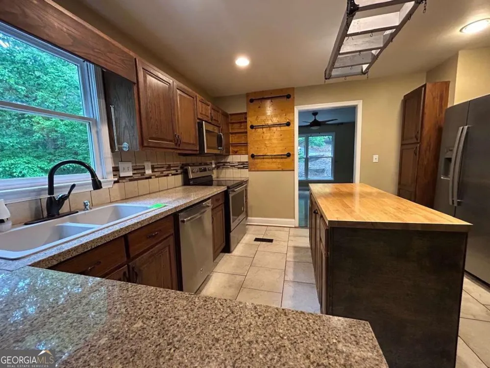 2523 Tamarack DR Jasper, GA 30143