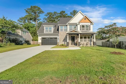 1105 Woodland DR